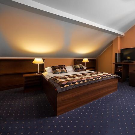 Hotel Colnus Kolno  Eksteriør bilde